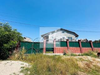 Дом, 652.2 м², 658 соток