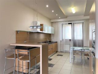 3-комн., 147 м², 4/3 этаж