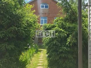 Дом, 350 м², 15 соток