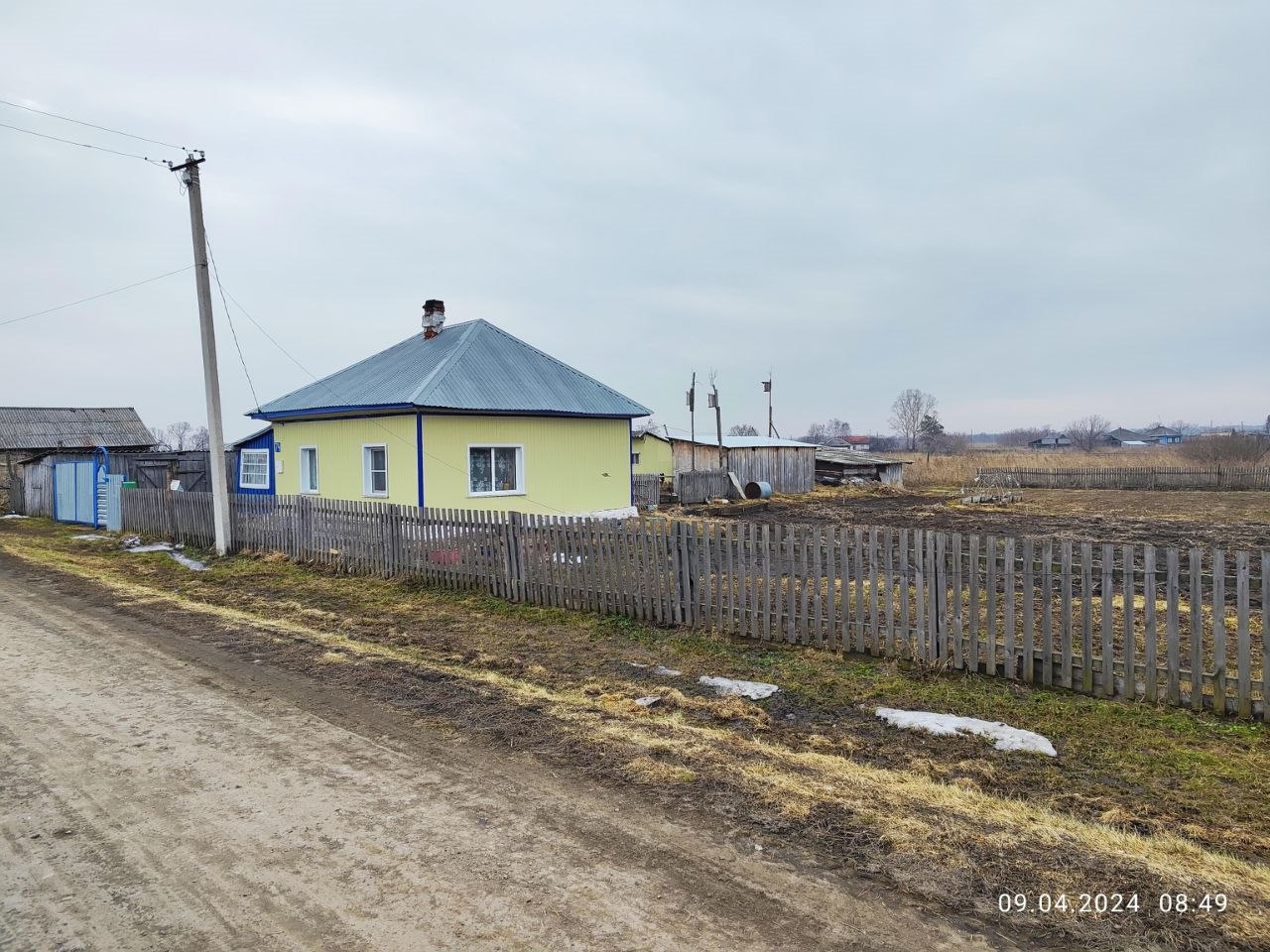 Купить дом в Тыхтинском переулке в селе Титово в Промышленновском районе —  3 объявления о продаже загородных домов на МирКвартир с ценами и фото