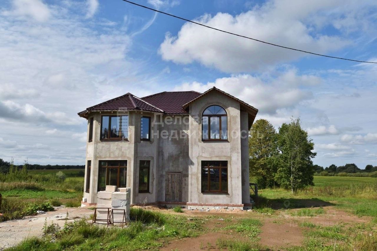 Купить дом в деревне Губарево в Новгородском районе в Новгородской области  — 12 объявлений о продаже загородных домов на МирКвартир с ценами и фото