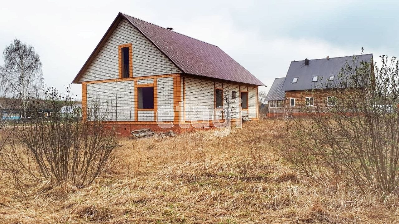 Купить дом в селе Земетчино в Бондарском районе в Тамбовской области — 2  объявления о продаже загородных домов на МирКвартир с ценами и фото