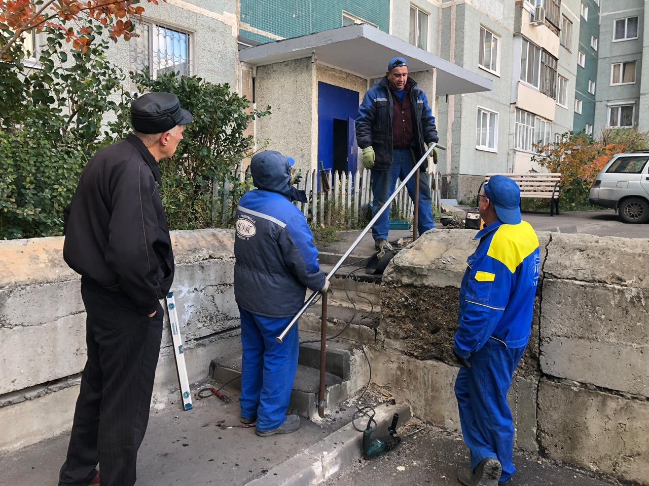 Если УК плохо справляется, ее можно поменять общим собранием жильцов. Фото: УК ЦЭТ