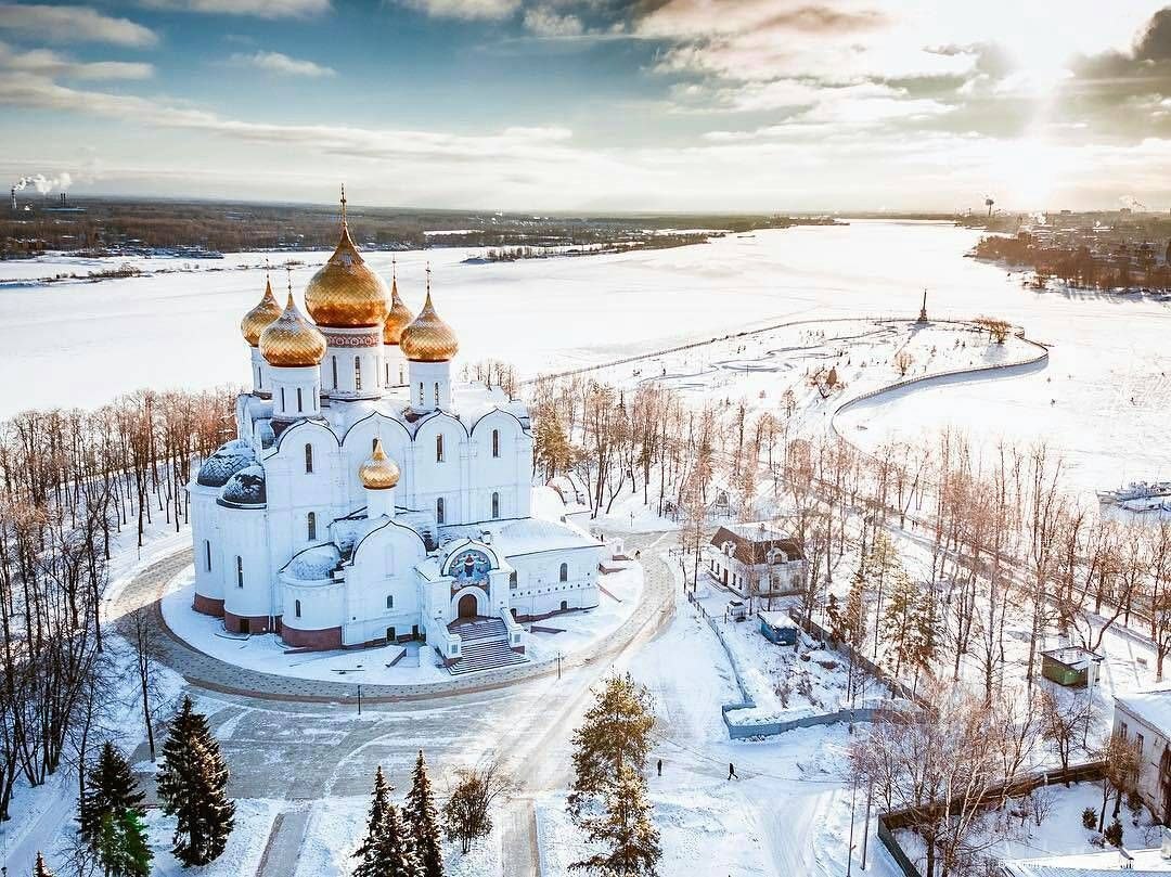 На Стрелке в Ярославле зимой особенно красиво. Фото: @yaffa.grigoriy