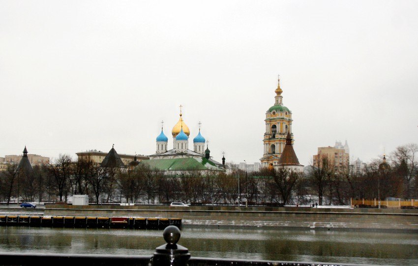 В комплексе Новоспасского монастыря уцелели постройки XVII века. Фото: sobory.ru